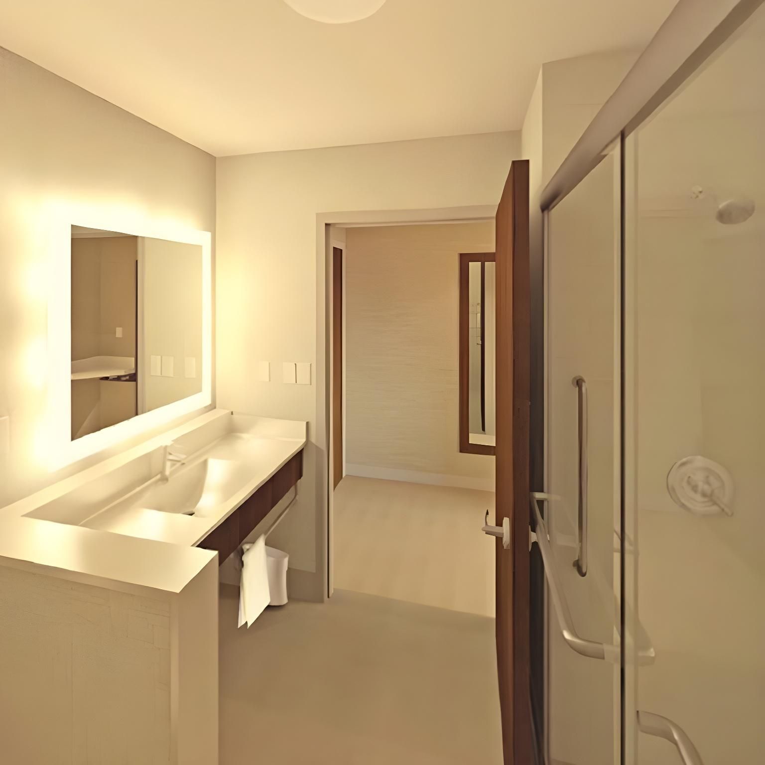 2 Queen Beds Suite Sofa Bed