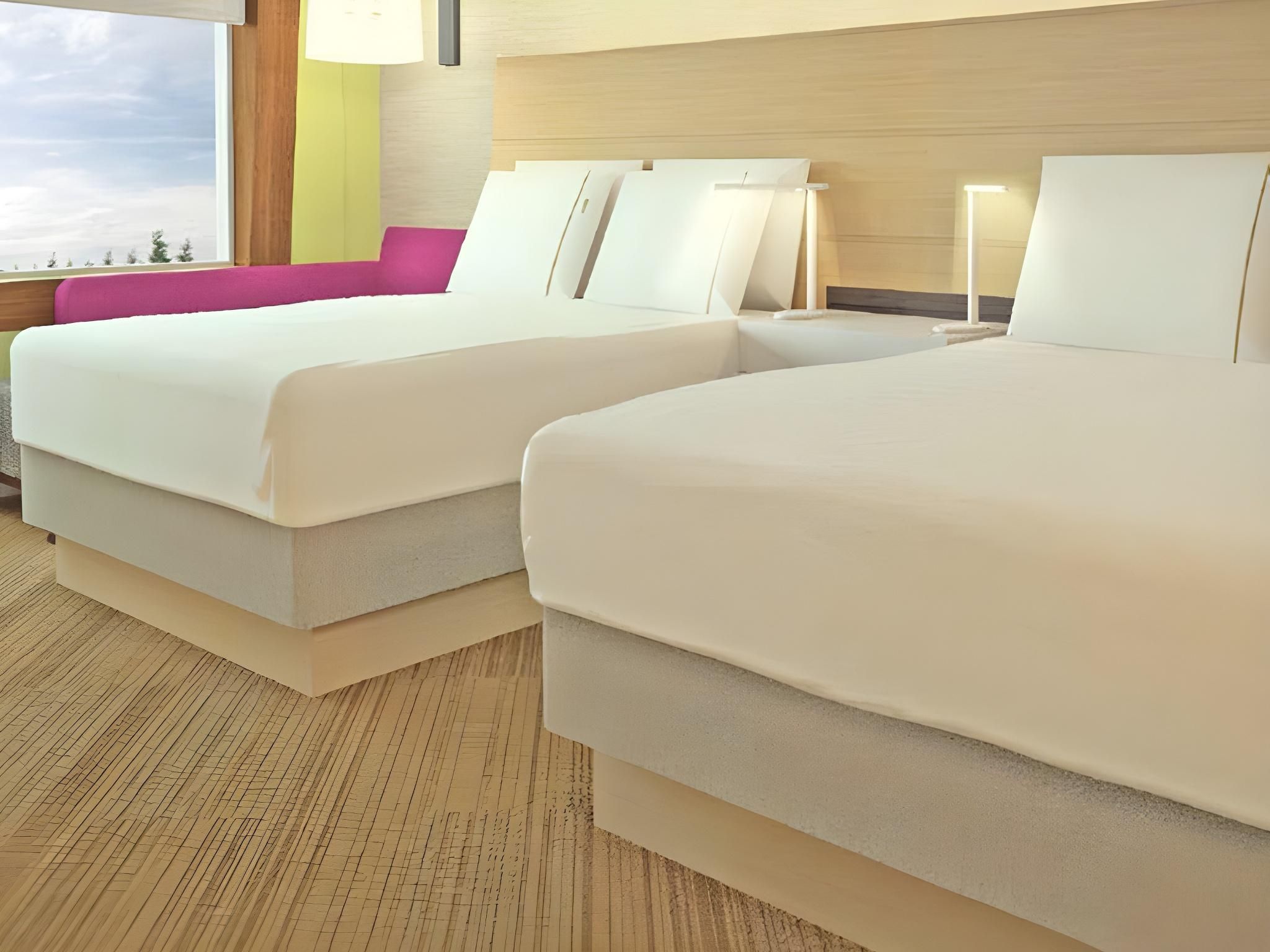 2 Bed Hearing Accessible Non-smoking