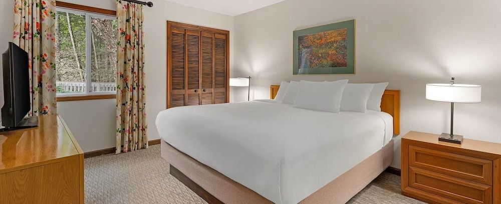 Standard Condo, 2 Bedrooms, Balcony