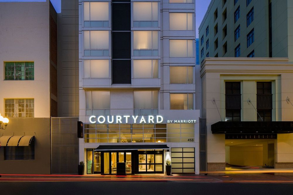 undefined Courtyard by Marriott San Diego Gaslamp/Convention Center 8