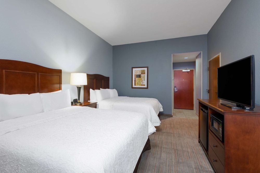 undefined Hampton Inn Denver-International Airport 8