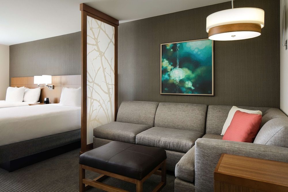 Room, Multiple Beds (High Floor)