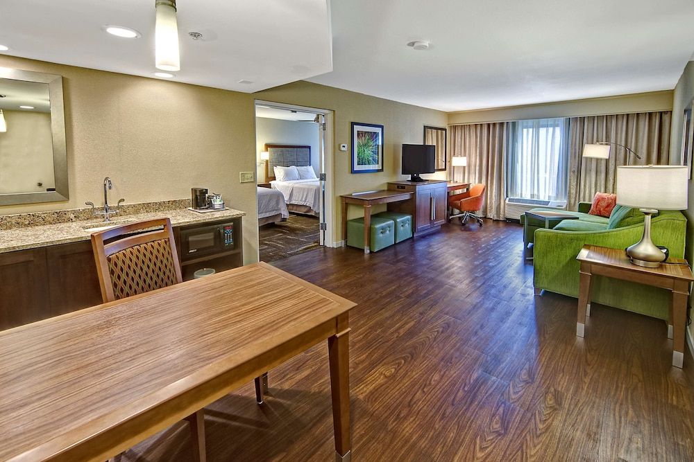 Suite, 2 Queen Beds, Non Smoking