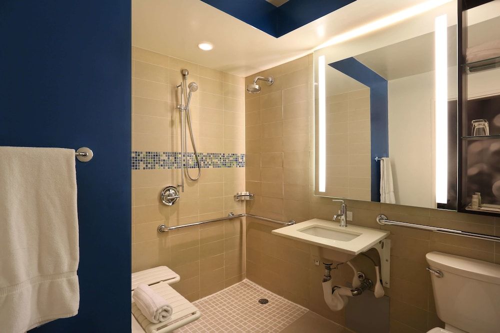 undefined Hotel Hayden 7