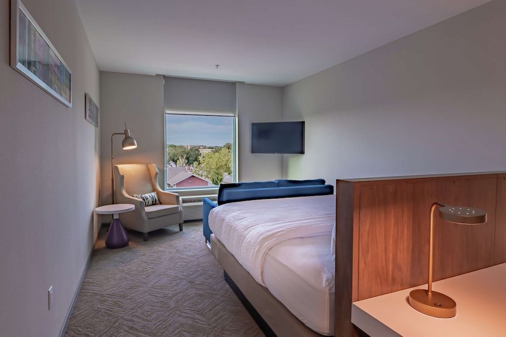 Premium Room, 1 King Bed