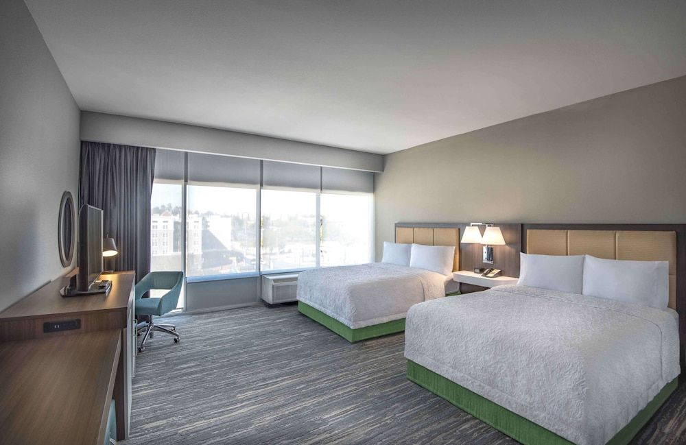 Room, 2 Queen Beds, Accessible, Refrigerator (Roll-in Shower)