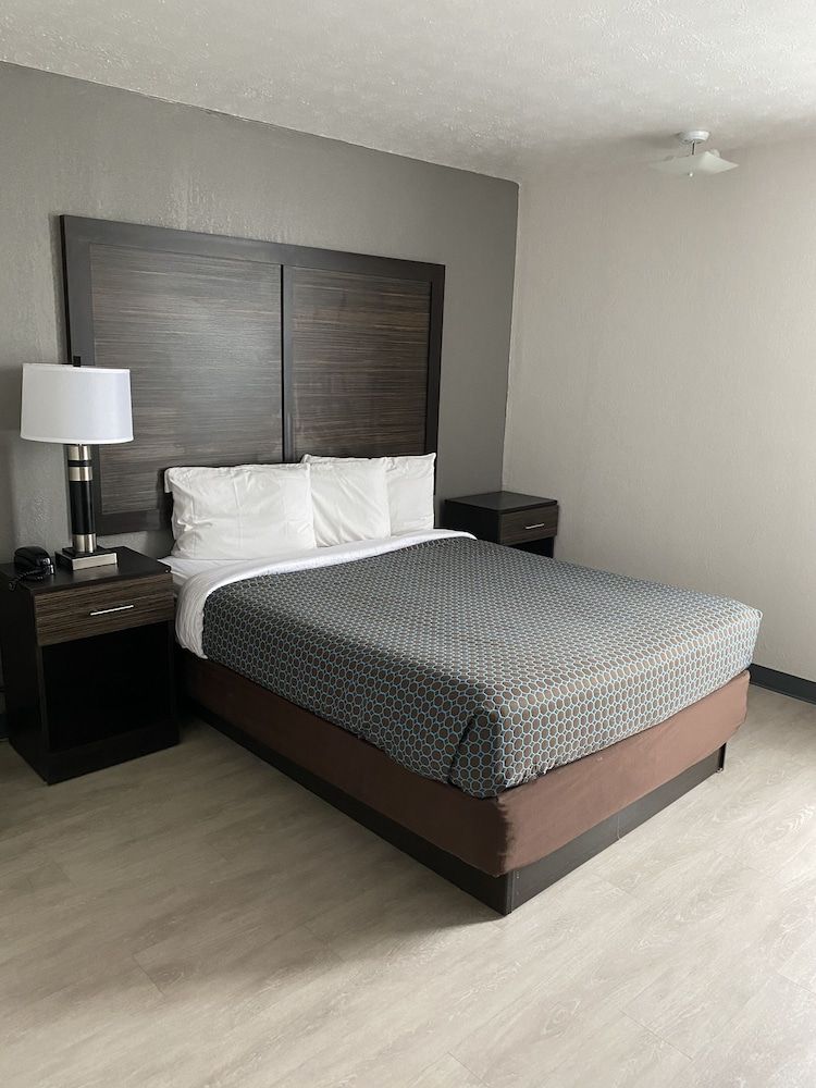 Room, 1 Queen Bed, Non Smoking