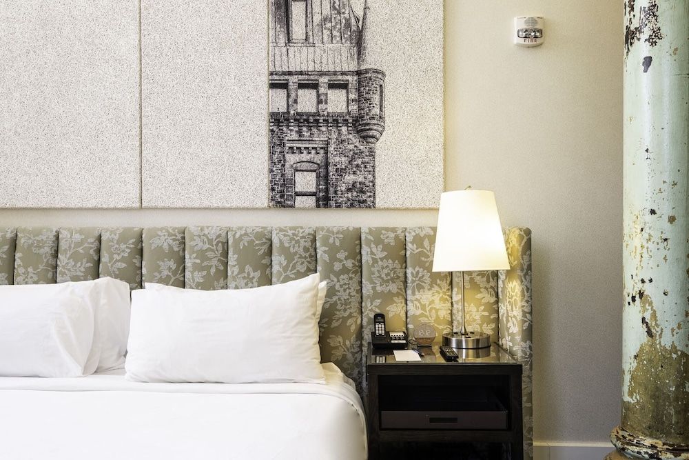 The Richardson Hotel Room (Cozy, Queen) 3