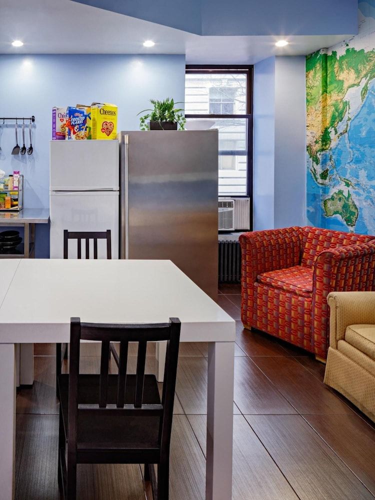 undefined Central Park West Hostel 9