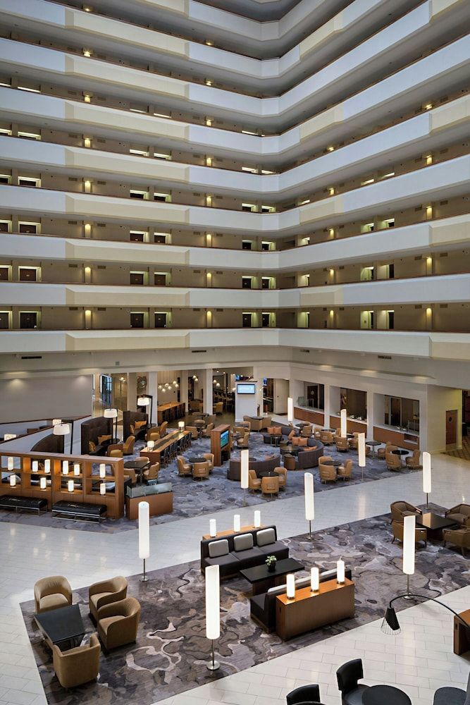 undefined Houston Marriott South at Hobby Airport 8