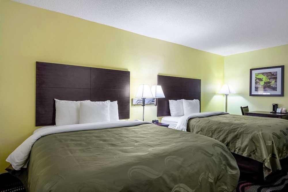 Standard Room, 2 Queen Beds, Non Smoking