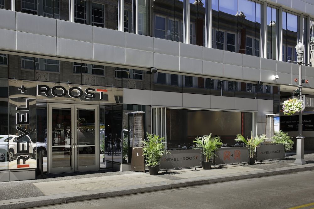 undefined Hilton Garden Inn Pittsburgh Downtown 3