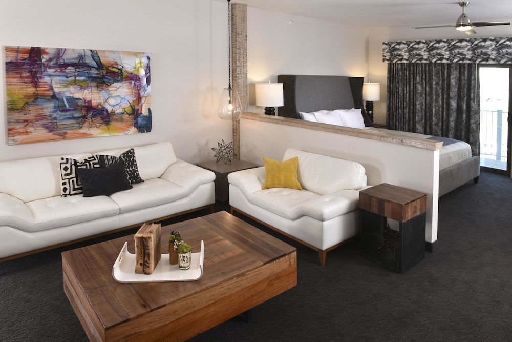 Cosmo Suite