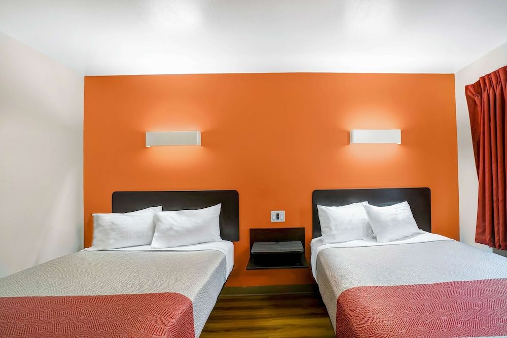 Standard Room, 2 Double Beds, Non Smoking, Refrigerator & Microwave