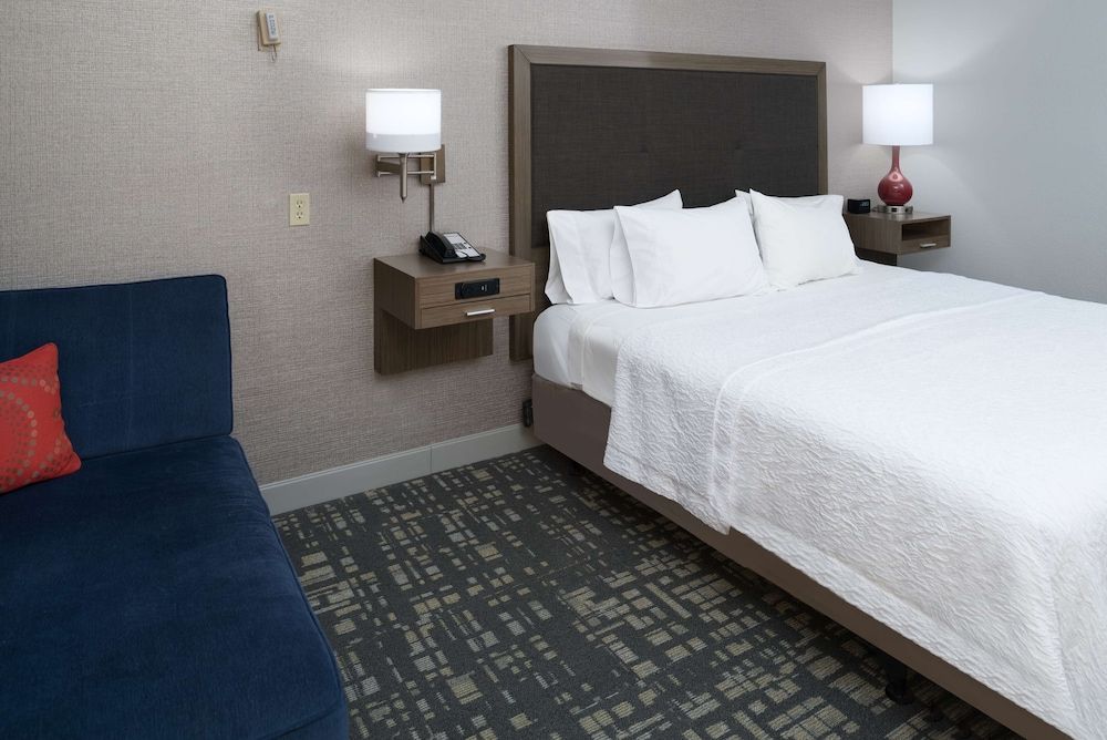 Room, 1 King Bed, Non Smoking