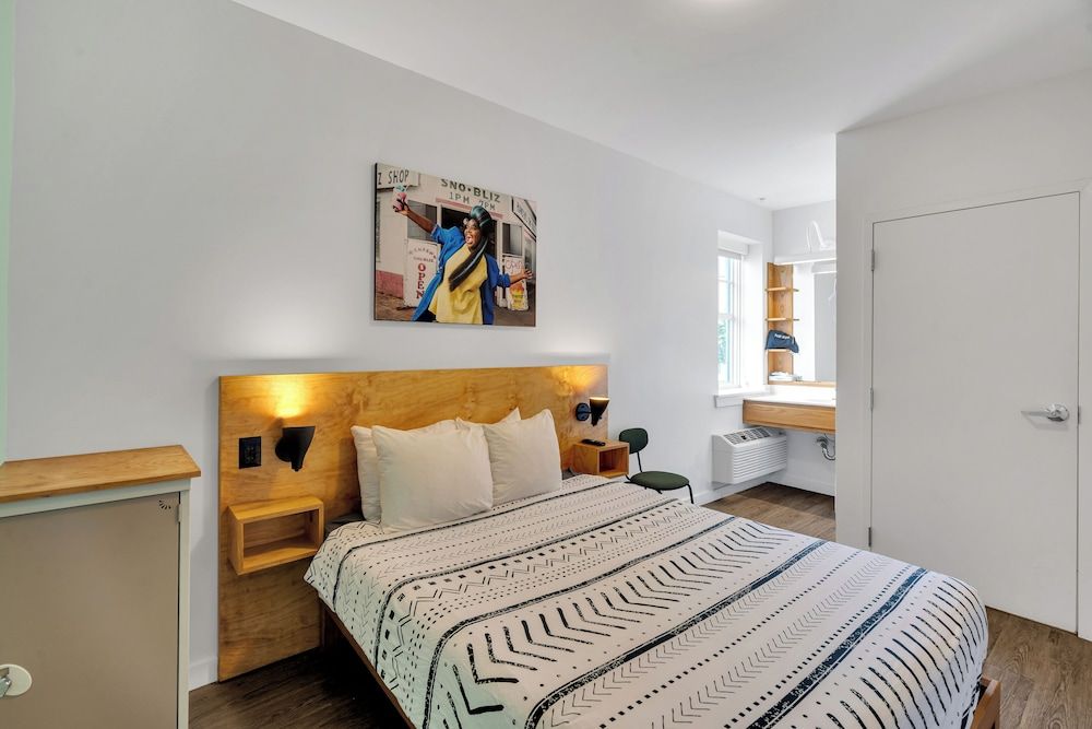 Signature Room, 1 Queen Bed