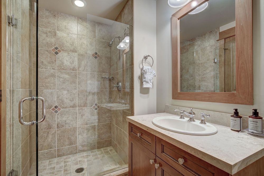 Timbers & Lone Eagle by Vail Resorts Premier Condo, 3 Bedrooms (Lone Eagle, 3 Bath) 4