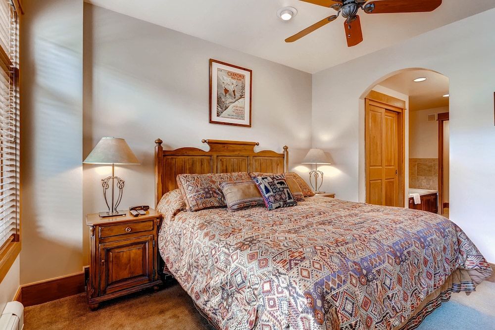 Timbers & Lone Eagle by Vail Resorts Premier Condo, 1 Bedroom (Lone Eagle, 1 Bath) 3