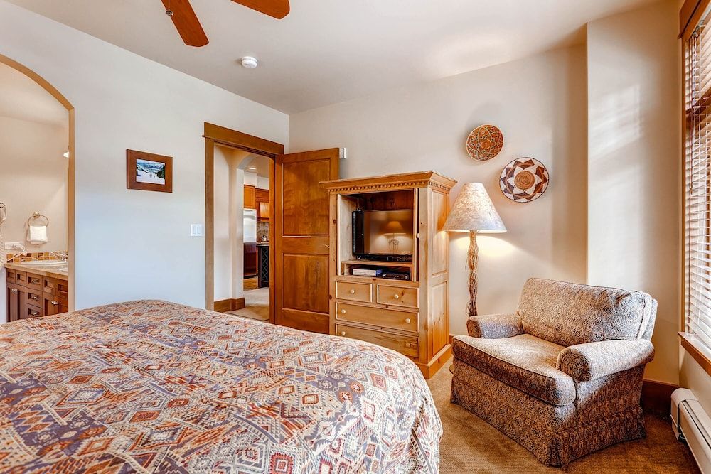 Timbers & Lone Eagle by Vail Resorts Premier Condo, 1 Bedroom (Lone Eagle, 1 Bath)