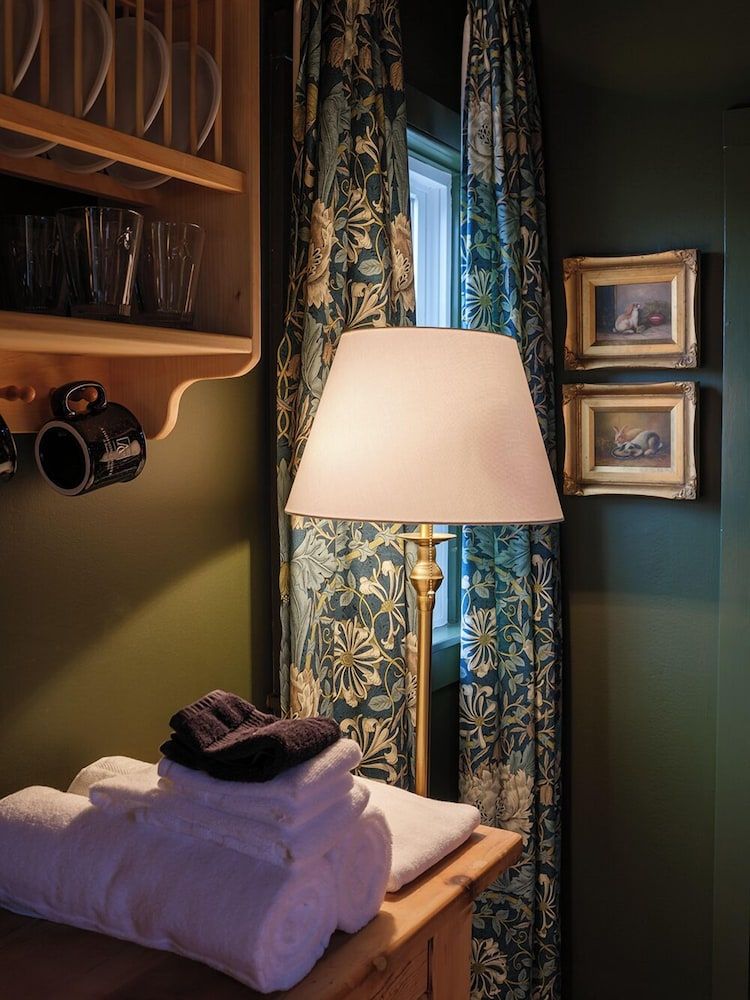 Addison Choate Inn Luxury Cottage 3