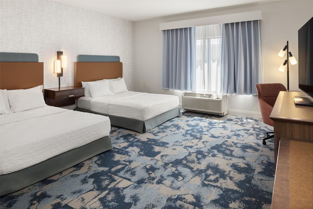 Room, Accessible, Non Smoking (Roll-in Shower)
