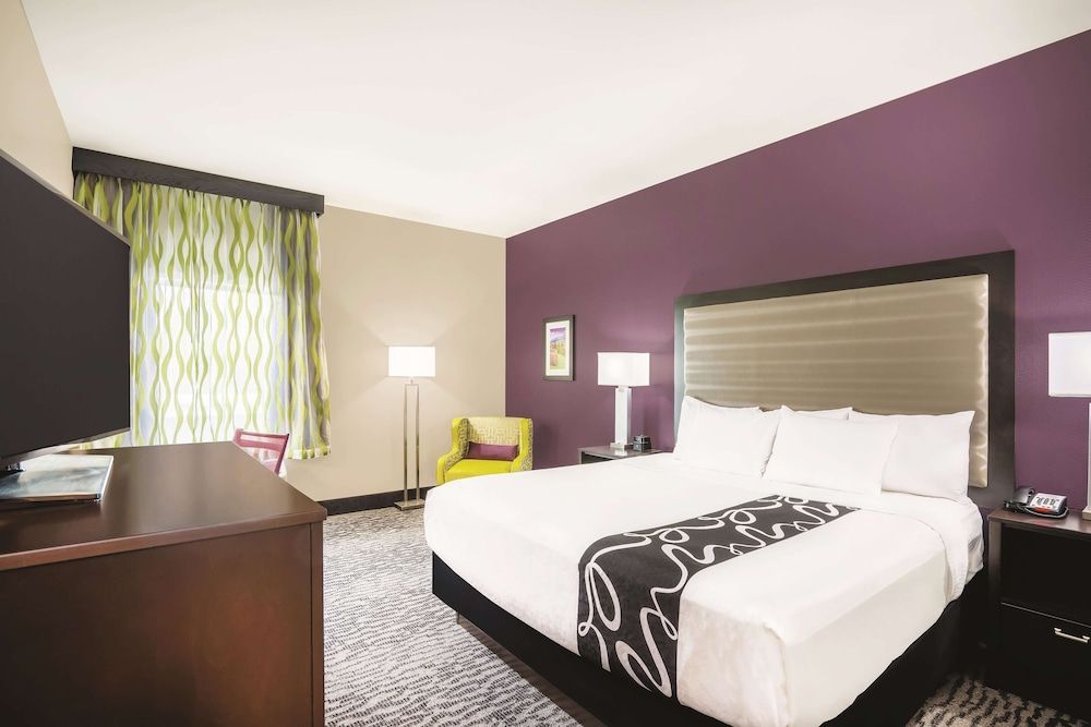 Room, 1 King Bed, Non Smoking