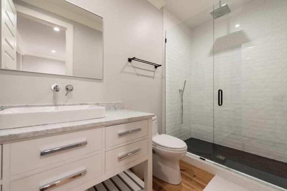 The Quarters on King Deluxe Two Bedroom Suite 4