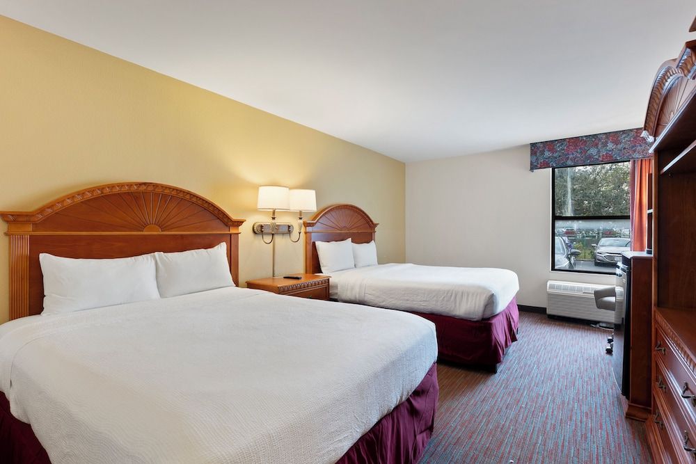 undefined Orlando Palms Hotel 3