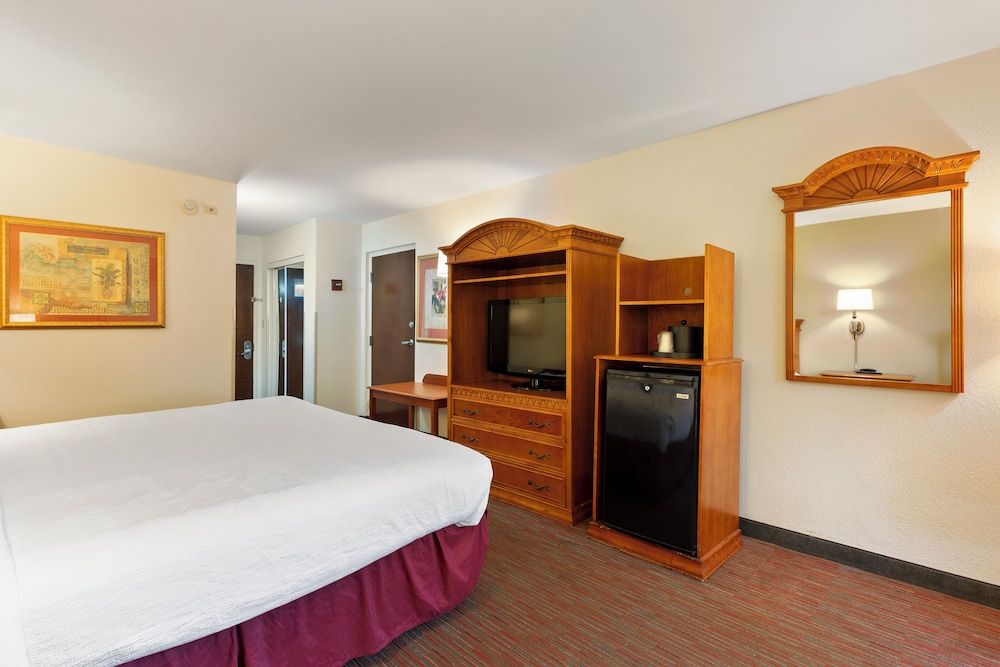 undefined Orlando Palms Hotel 5