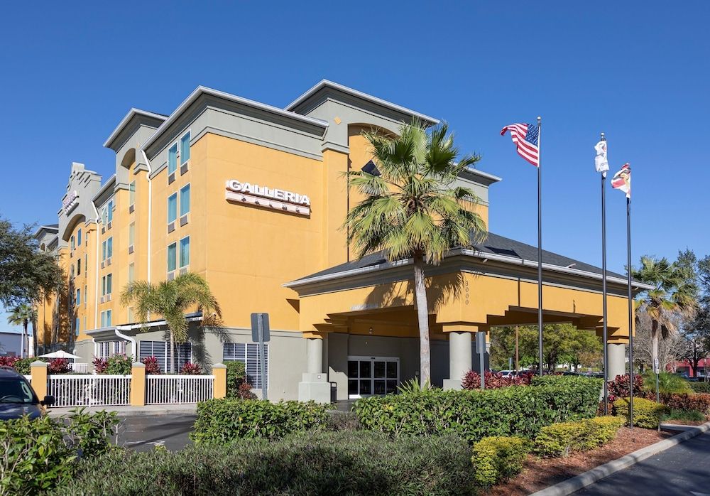 undefined Galleria Palms Hotel 5