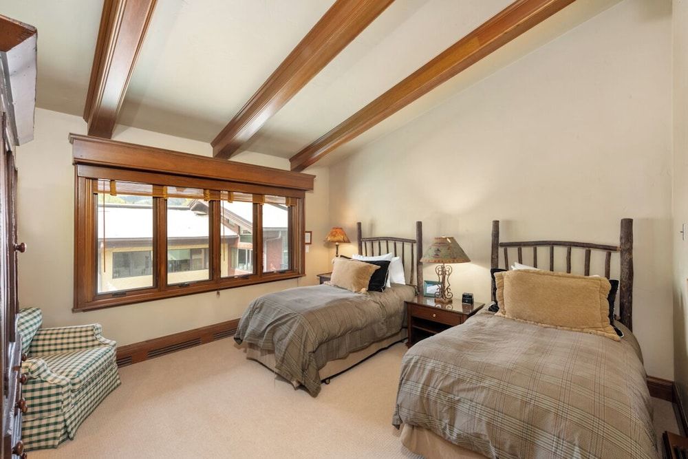 Plaza Lodge Five Bedroom
