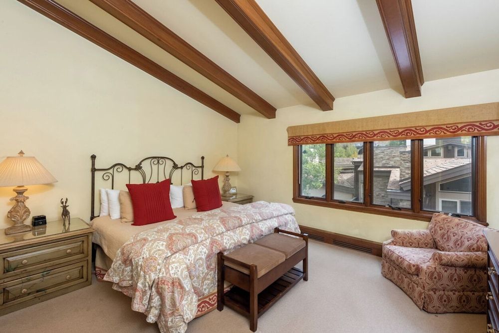 Plaza Lodge Five Bedroom