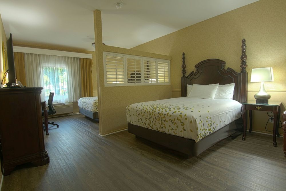 Superior Room, 2 Queen Beds, Non Smoking