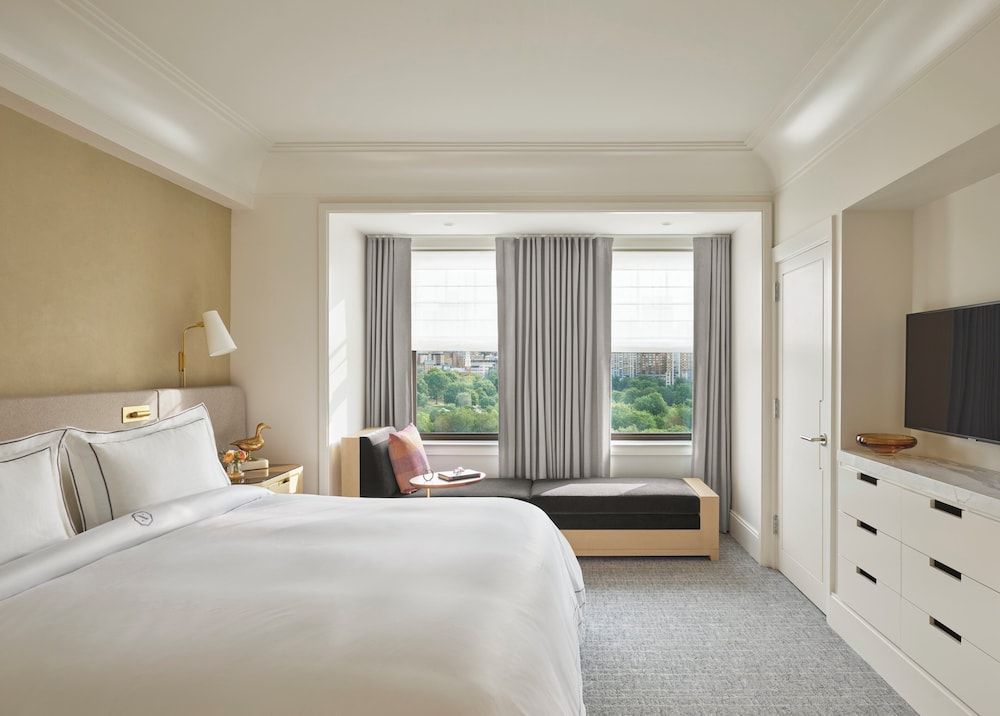 Classic Suite, Park View, Corner