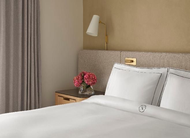 undefined The Newbury Boston 8