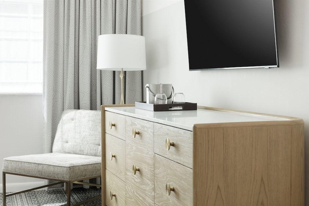 Kimpton Surfcomber Hotel by IHG