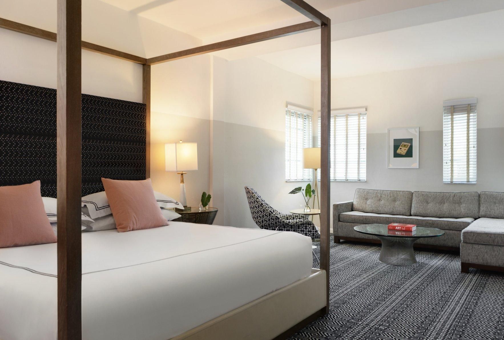 1 King 1 Bedroom Suite