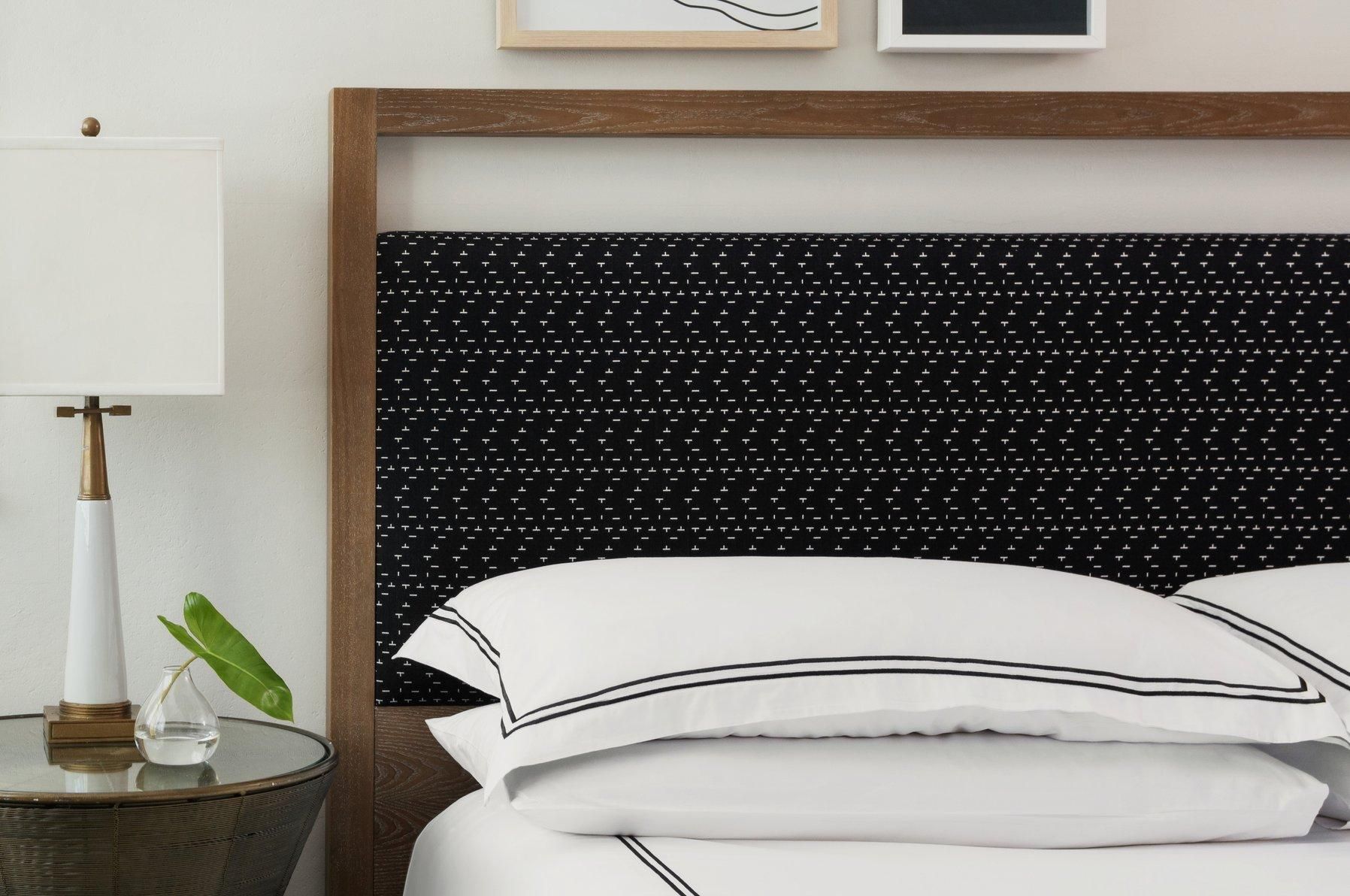 undefined Kimpton Surfcomber Hotel by IHG 5