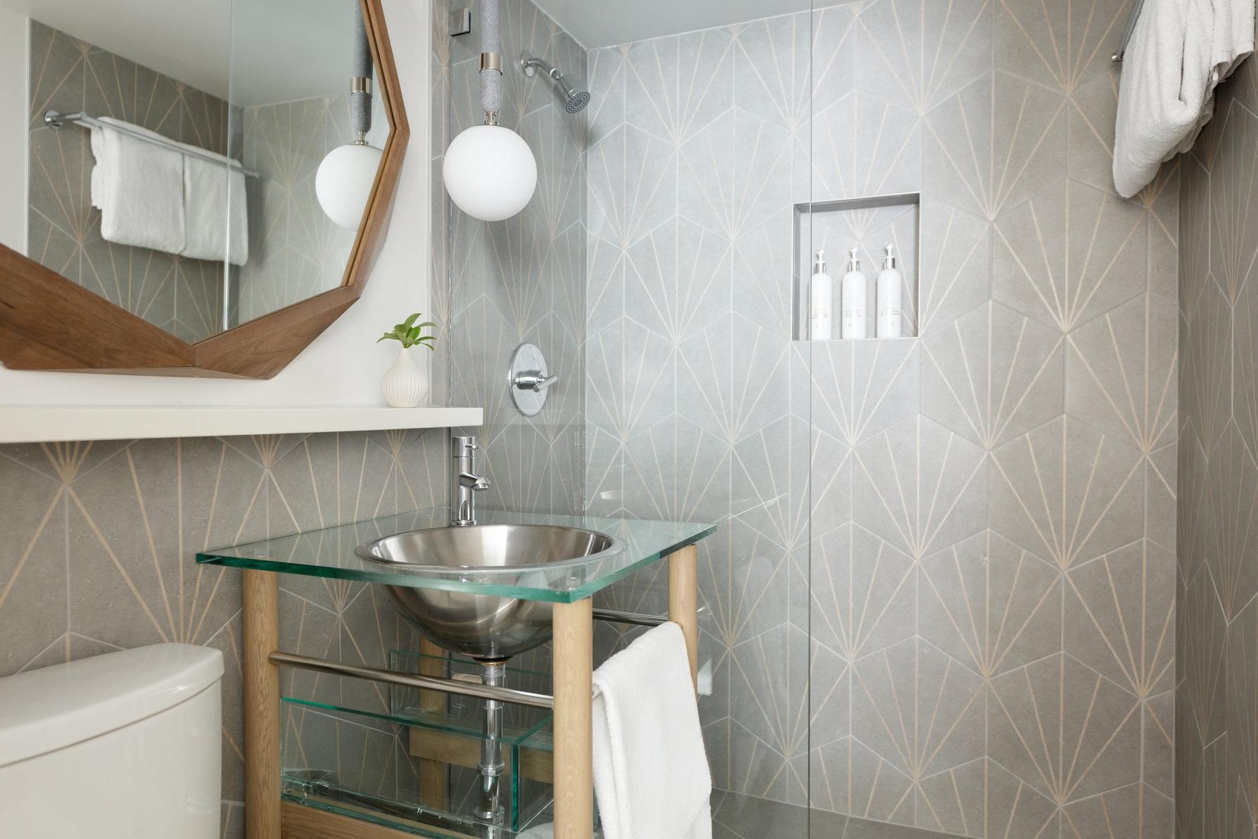 undefined Kimpton Surfcomber Hotel by IHG 7