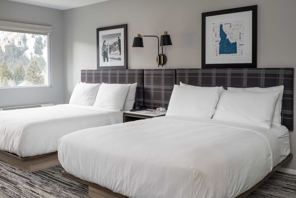 Hotel Ketchum Superior Room, 2 Queen Beds, Fireplace (Fireplace Double Queen Room)