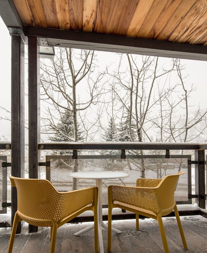 Hotel Ketchum Superior Room, 2 Queen Beds, Balcony (Balcony Double Queen Room) 4