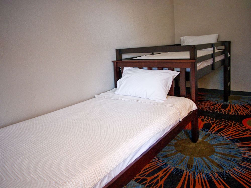 Room, Multiple Beds, Non Smoking