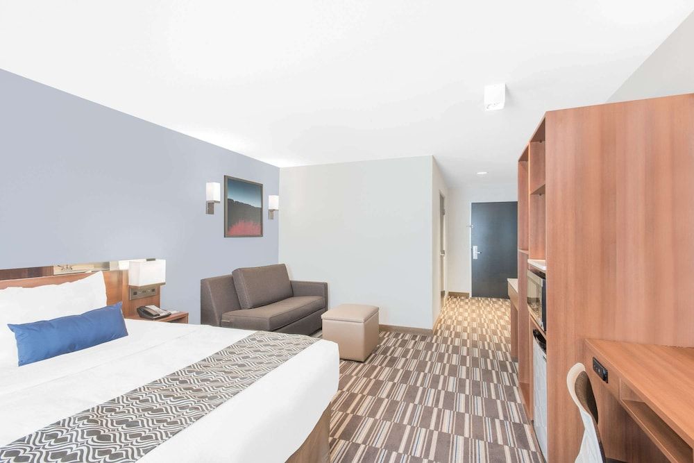 Accessible, 1 Queen Bed, Non Smoking, Non Pet