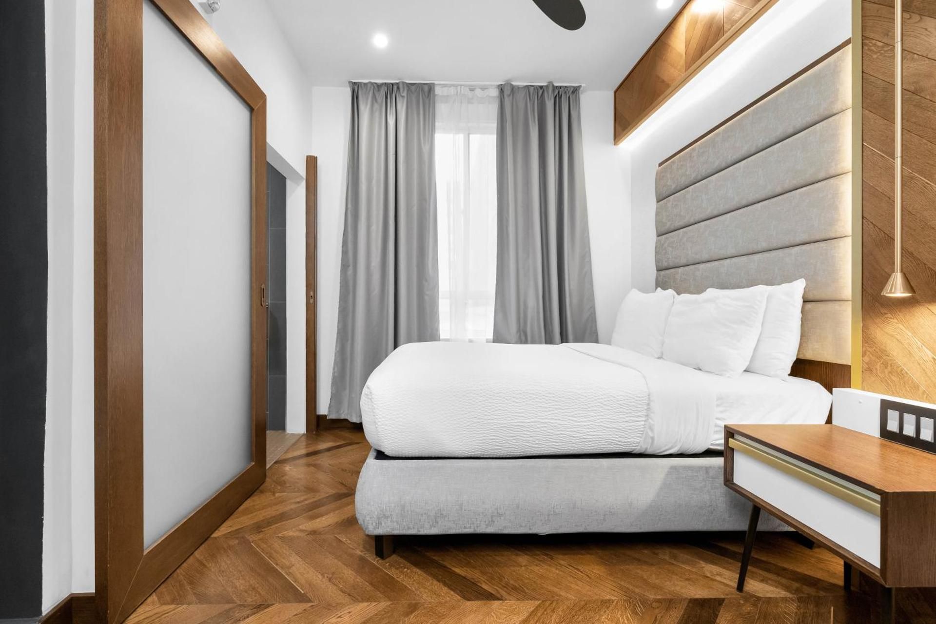 undefined Hotel 32One 10