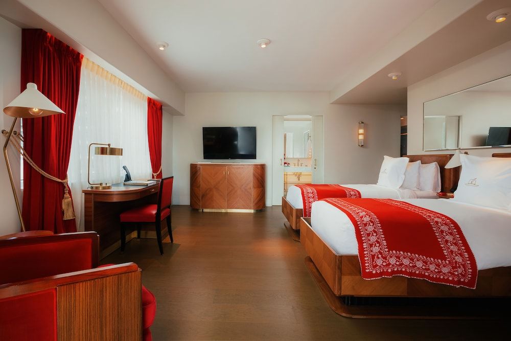 Faena Hotel Miami Beach Twin Room, 2 Twin Beds, Bay View 3
