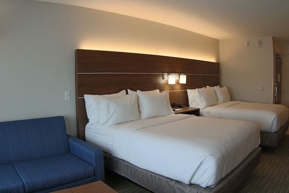 Standard Room, 2 Double Beds, Accessible (HEARING)