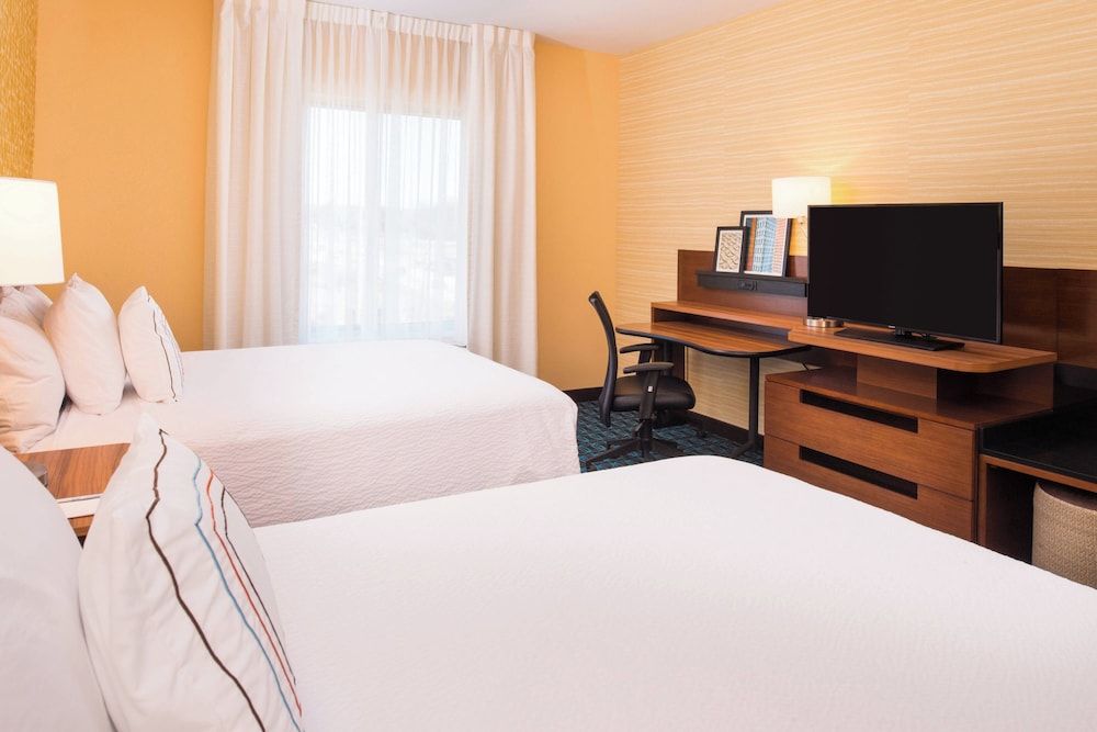 Room, 2 Queen Beds, Non Smoking (Hearing Accessible)