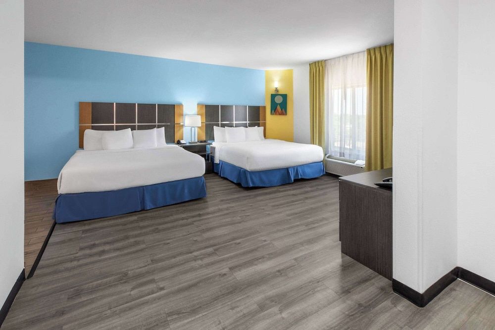 Studio Suite, Multiple Beds, Non Smoking