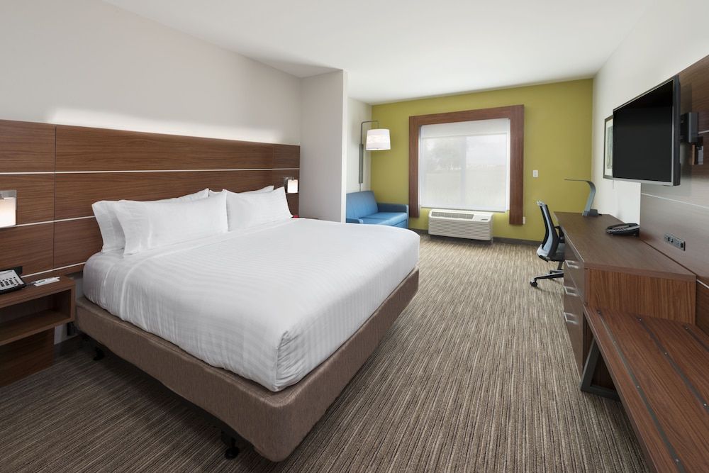 Standard Room, 2 Queen Beds, Accessible (Comm Access)