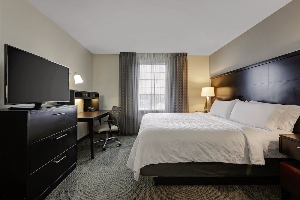 Staybridge Suites Washington D.C.- Greenbelt by IHG Suite, 1 Bedroom, Kitchen (Walk-In Shower)